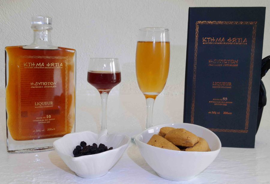 Liqueur Black Raisin (1).jpg